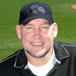 Tolbert Re-Signs With KNBR